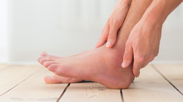 Why High Levels of Uric Acid Is Bad For Gout?