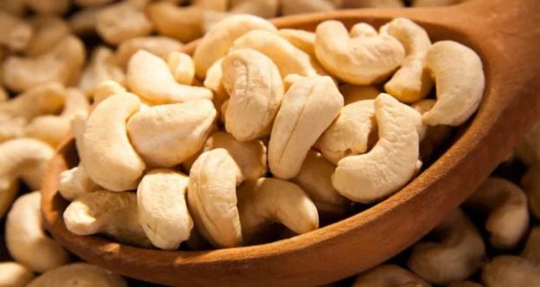 Cashews and Gout: What the Research Says